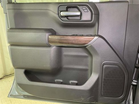 Used 2020 Chevrolet Silverado 1500 LT w/ All-Star Edition image 29