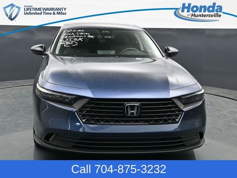 Certified 2025 Honda Accord SE image 2