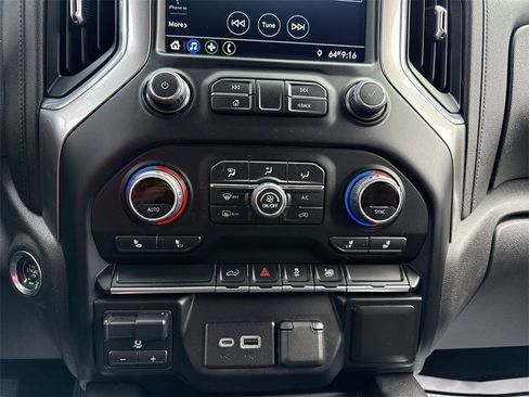 Used 2022 Chevrolet Silverado 1500 RST image 21