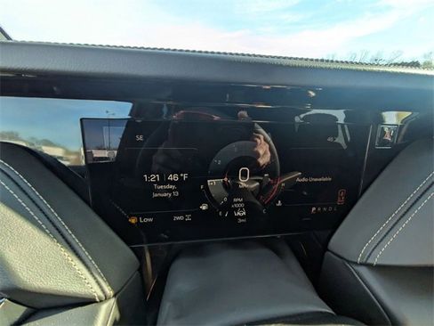 New 2026 GMC Yukon Elevation image 18