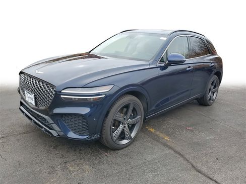 Used 2022 Genesis GV70 3.5T Sport w/ Sport Prestige Package image 3