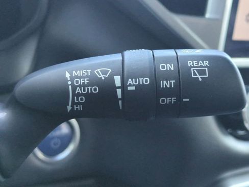 Used 2023 Toyota Sequoia Platinum image 27