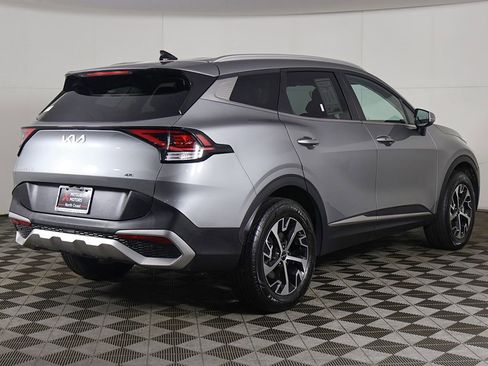 Used 2024 Kia Sportage EX image 10