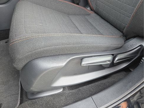 Used 2025 Honda HR-V Sport image 14