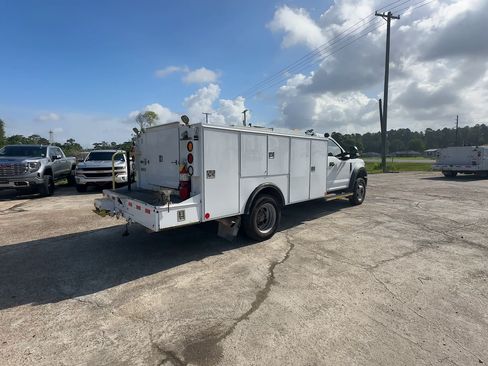 Used 2020 Ford F550 4x4 Regular Cab Super Duty image 7