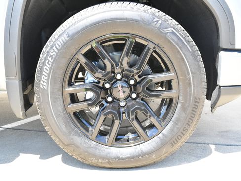 New 2026 GMC Sierra 1500 Elevation w/ Elevation Premium Package AWD/4WD image 4