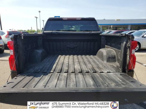 Used 2019 Chevrolet Silverado 1500 RST AWD/4WD image 26
