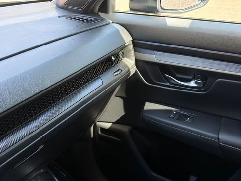Used 2025 Honda CR-V Sport-L image 33