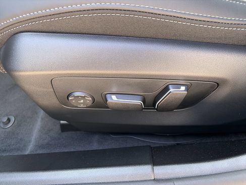 Used 2027 BMW 530i w/ M Sport Package RWD image 15