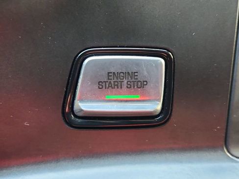 Used 2019 Chevrolet Corvette Stingray Coupe w/ 1LT image 16