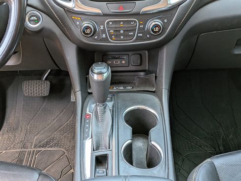 Used 2020 Chevrolet Equinox Premier image 21