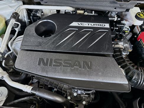 Used 2023 Nissan Rogue SV FWD image 39
