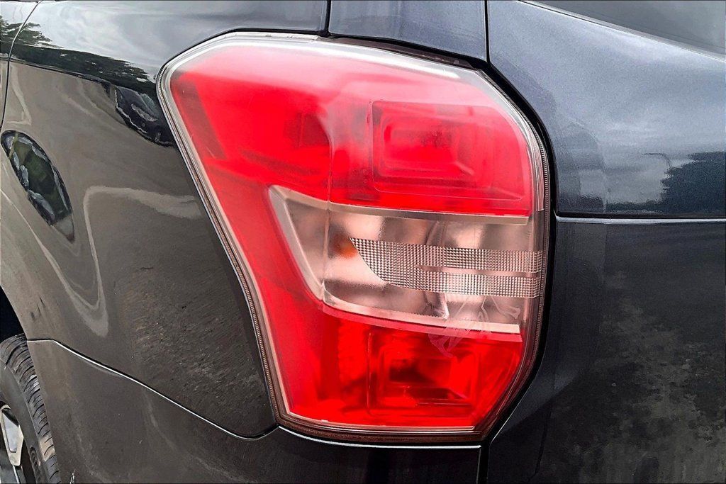 Used 2015 Subaru Forester 2.0XT Premium AWD/4WD image 29