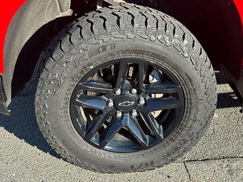 Used 2021 Chevrolet Silverado 1500 LT Trail Boss image 44