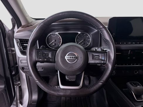 Used 2021 Nissan Rogue SL w/ Premium Package image 11