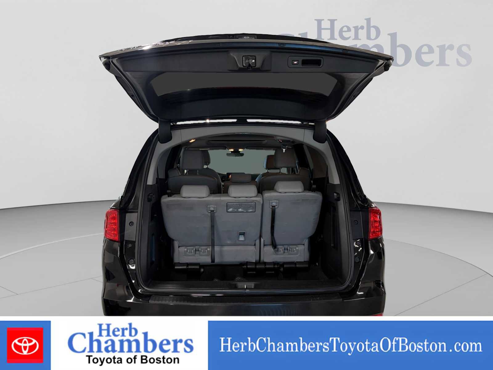 Used 2022 Honda Odyssey EX-L image 4