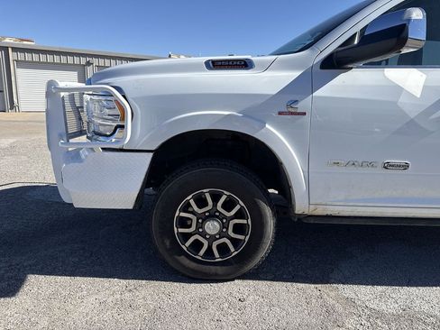Used 2022 RAM 3500 Limited image 18