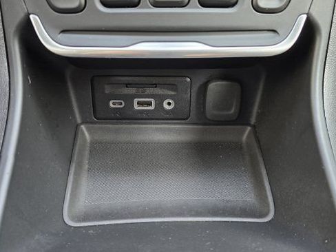 Used 2019 GMC Terrain SLE w/ Driver Convenience Package AWD/4WD image 22