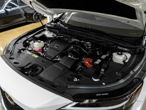 Used 2024 Lexus RX 350 F Sport image 51