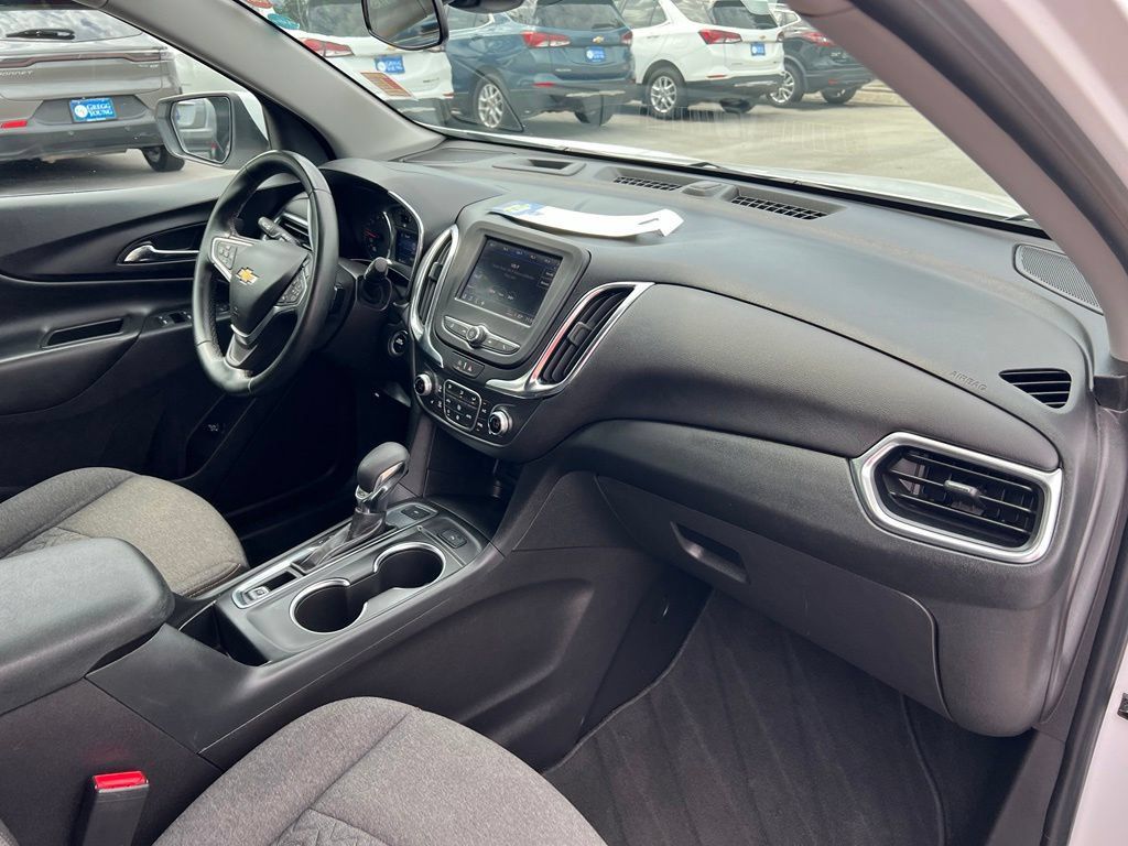 Used 2024 Chevrolet Equinox LT AWD/4WD image 27