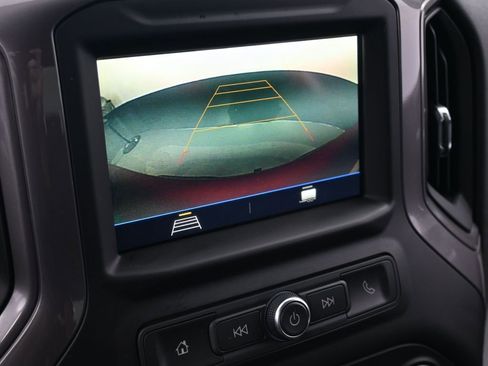 Used 2019 Chevrolet Silverado 1500 Custom w/ Custom Value Package image 24