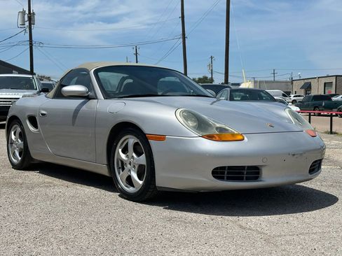 Used 2002 Porsche Boxster RWD image 16