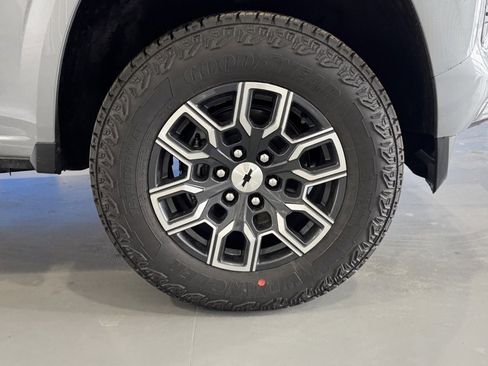 New 2025 Chevrolet Colorado Z71 w/ Technology Package image 32