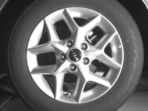 Used 2025 Kia Soul LX w/ LX Technology Package image 14