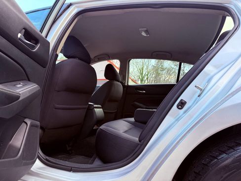 Used 2019 Nissan Altima 2.5 S image 23