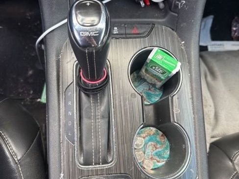 Used 2018 GMC Acadia SLT image 5