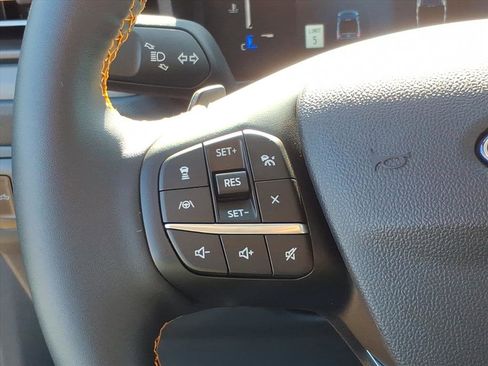 Used 2025 Ford Maverick Tremor image 19