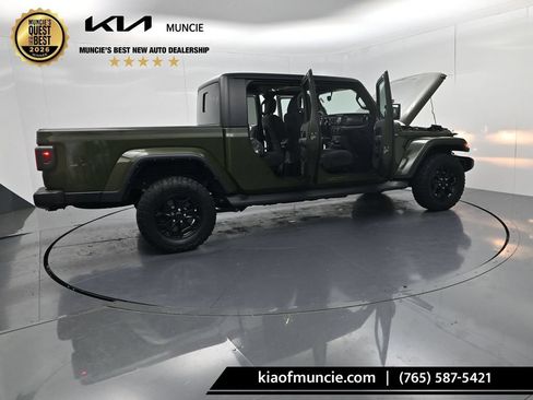 Used 2021 Jeep Gladiator Sport AWD/4WD image 56