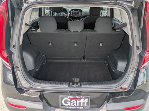 Used 2022 Kia Soul LX w/ Technology Package FWD image 26