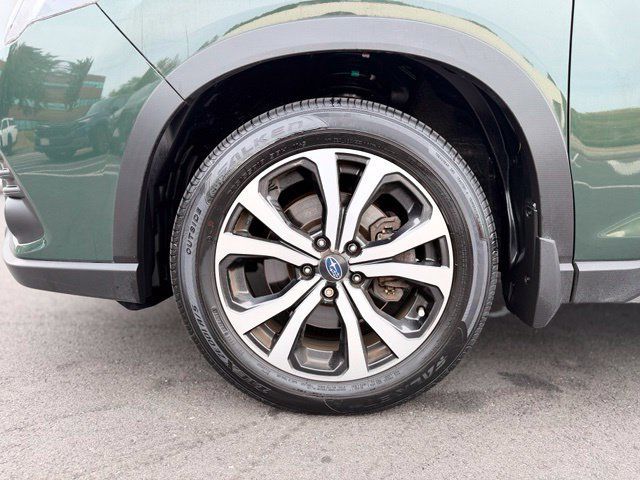 Used 2024 Subaru Forester Limited AWD/4WD image 29
