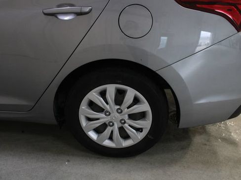 Used 2021 Hyundai Accent SE FWD image 26
