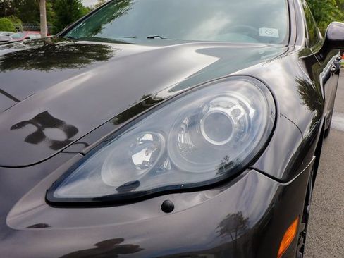 Used 2012 Porsche Panamera Turbo image 20