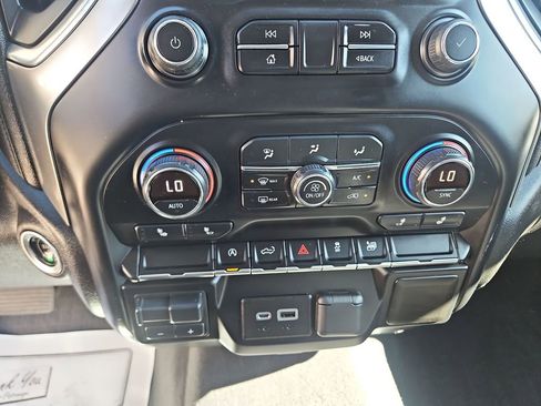 Used 2019 Chevrolet Silverado 1500 RST w/ True North Edition AWD/4WD image 16
