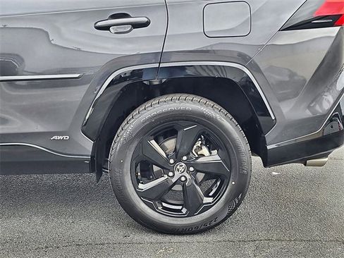 Used 2021 Toyota RAV4 XSE image 12