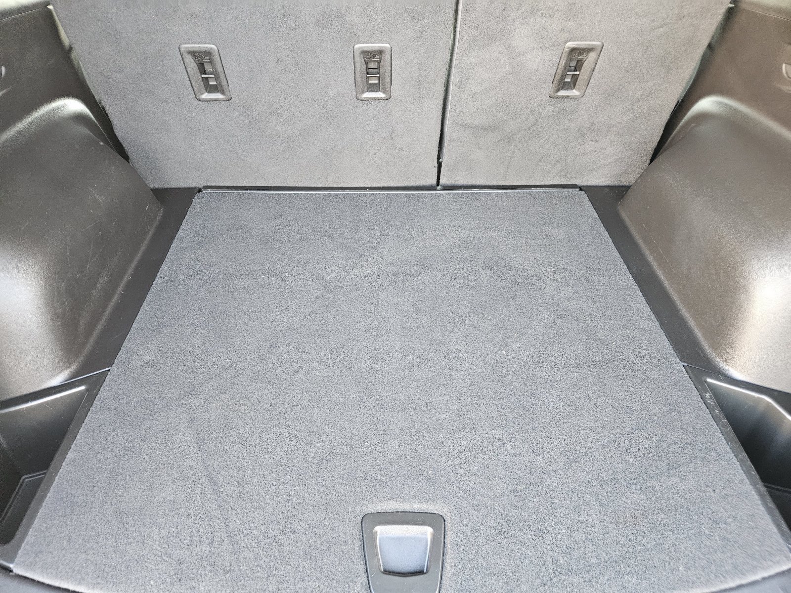 Used 2023 Chevrolet Blazer LT w/ Convenience Package FWD image 36
