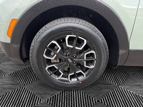 Used 2022 Hyundai Santa Cruz SEL w/ Activity Package FWD image 15