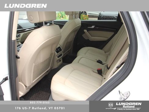 Used 2019 Audi Q5 2.0T Premium Plus AWD/4WD image 24