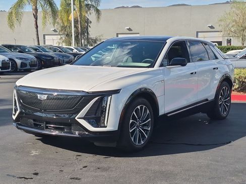 Used 2024 Cadillac Lyriq Sport RWD image 5