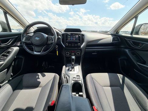 Used 2022 Subaru Crosstrek 2.0i Premium image 12