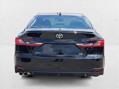 New 2025 Toyota Camry SE image 7
