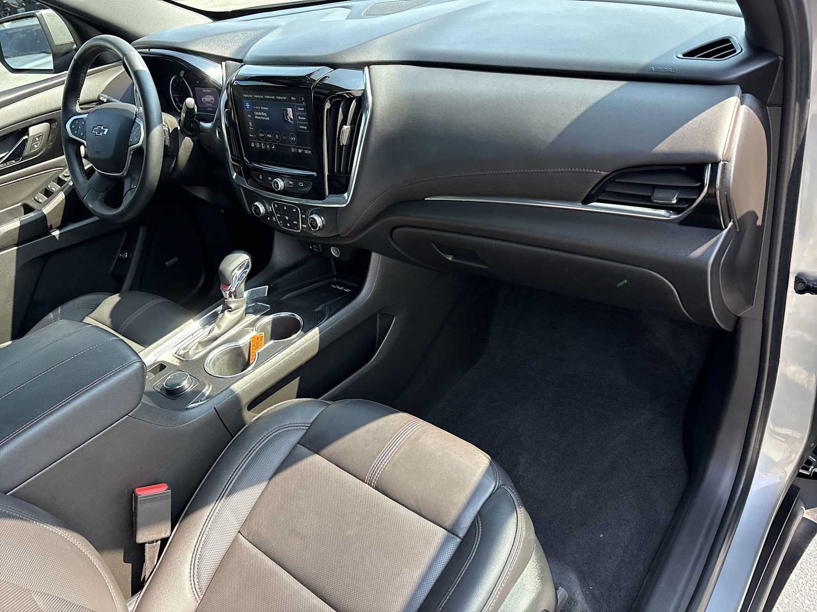 Used 2023 Chevrolet Traverse RS AWD/4WD image 29
