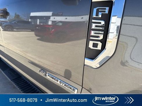 Used 2019 Ford F250 XLT AWD/4WD image 5