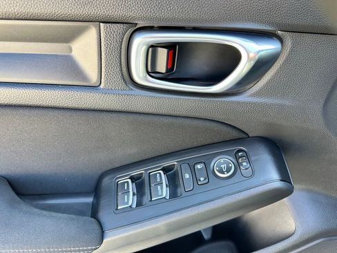 Used 2022 Honda Civic Sport image 14