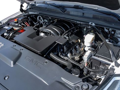 Used 2020 GMC Yukon Denali w/ Denali Ultimate Package image 58