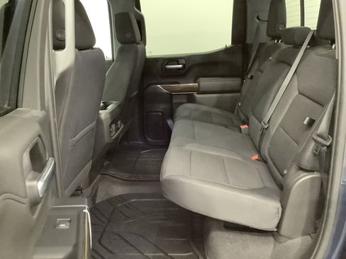 Used 2019 Chevrolet Silverado 1500 RST image 6