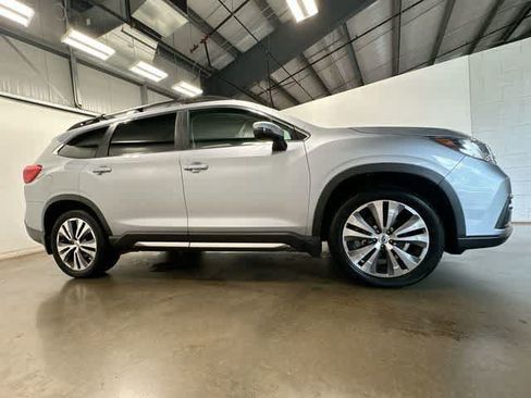 Used 2020 Subaru Ascent Limited w/ Technology Package AWD/4WD image 3